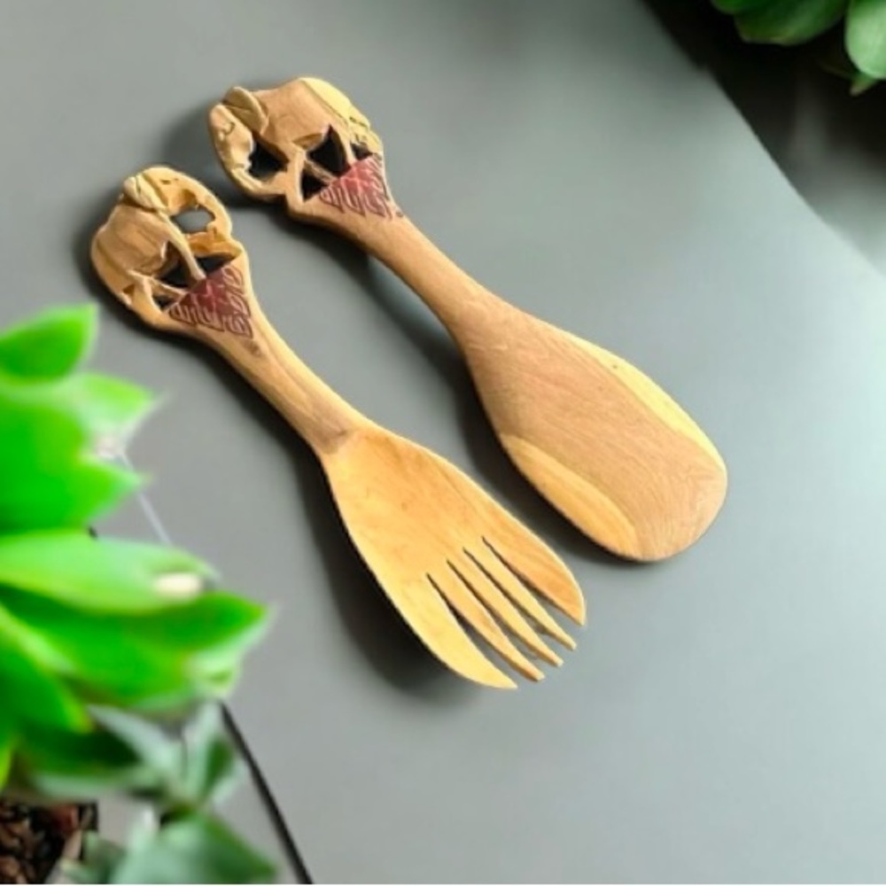 2 for $30 💟💎Vintage Hand carved Elephant Serving Teak Wood Spoon & Fork